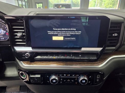 Used 2024 GMC Sierra 1500 Elevation AWD/4WD image 38