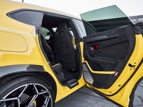 Used 2024 Lamborghini Urus Performante image 35