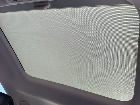 Used 2022 Volkswagen Jetta SE w/ Panoramic Sunroof Package FWD image 12