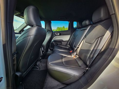 New 2026 Jeep Compass Limited AWD/4WD image 30