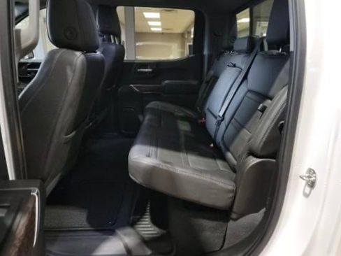 Used 2021 GMC Sierra 1500 Denali w/ Denali Premium Package image 3