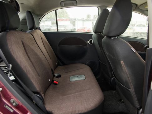 Used 2012 Mitsubishi i ES image 17