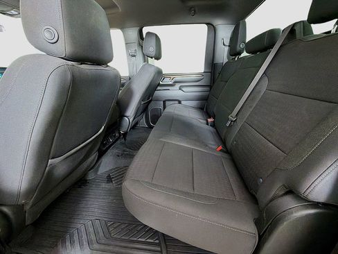 Used 2024 Chevrolet Silverado 2500 LT image 22