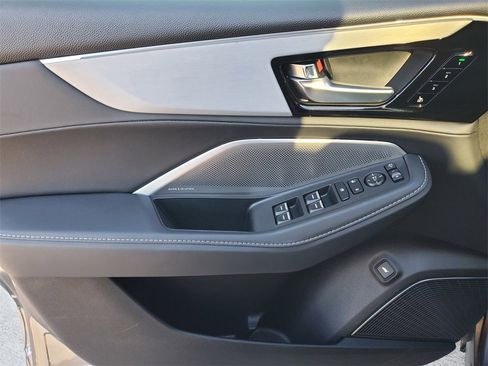 Used 2025 Acura MDX Technology Package image 18