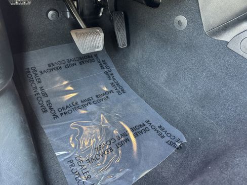 Used 2024 Jeep Wrangler Sahara w/ Safety Group image 19