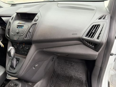 Used 2017 Ford Transit Connect XL image 19