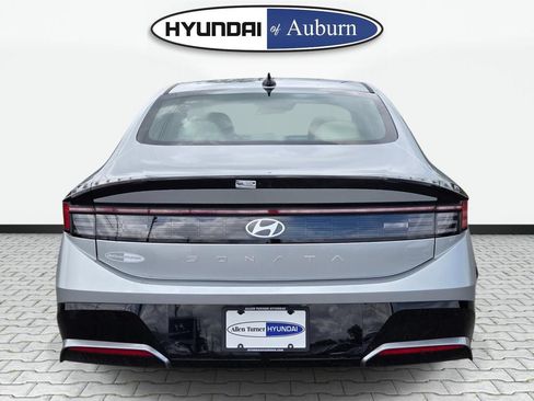 New 2026 Hyundai Sonata SEL FWD image 6