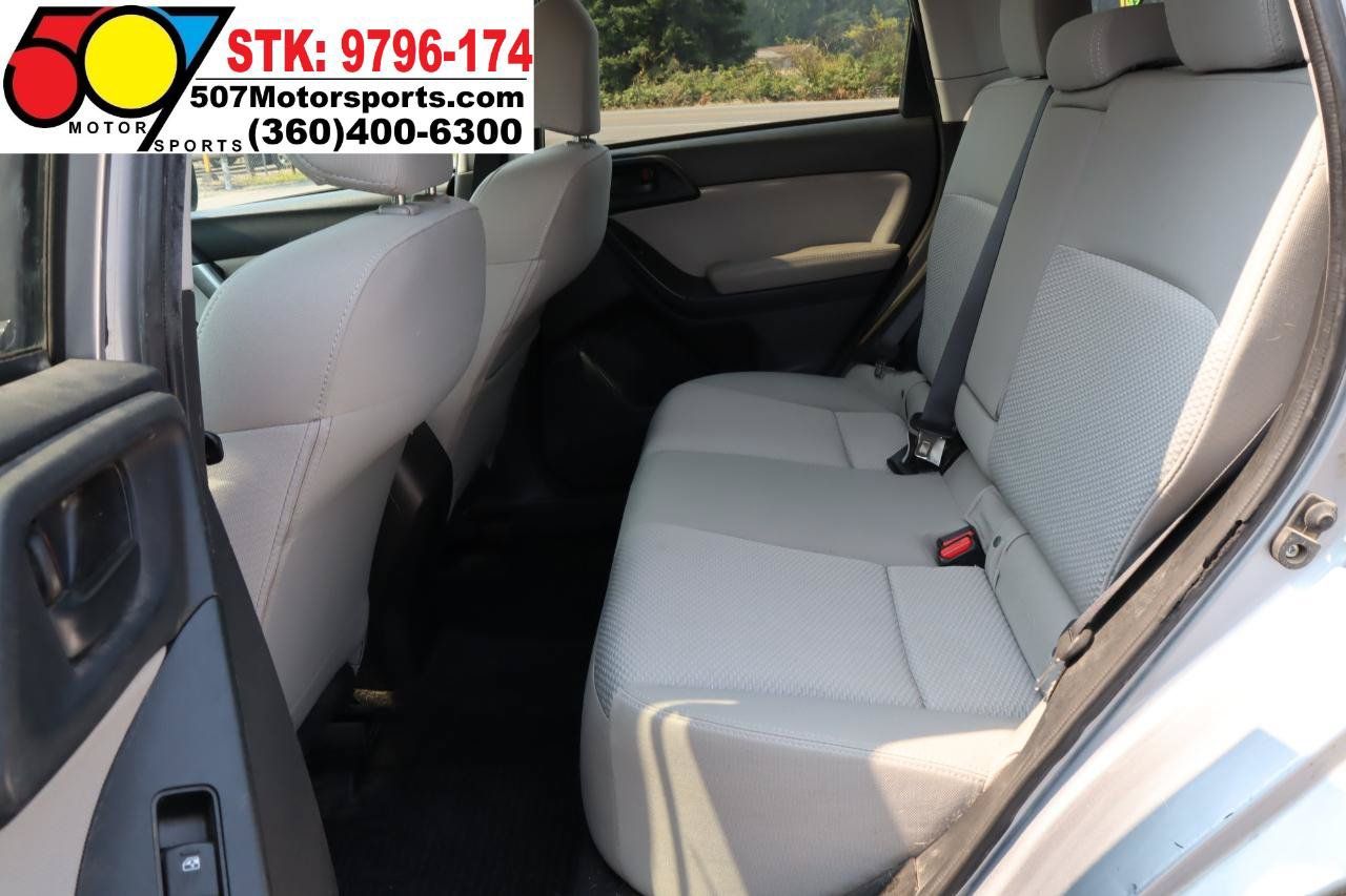 Used 2016 Subaru Forester 2.5i Premium AWD/4WD image 10
