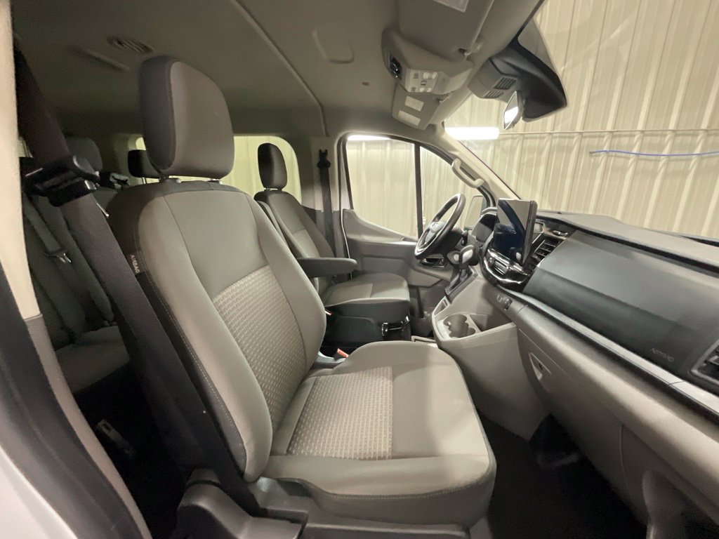 Used 2025 Ford Transit 350 XLT RWD image 11