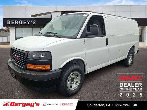 New 2026 GMC Savana 2500 RWD image 1