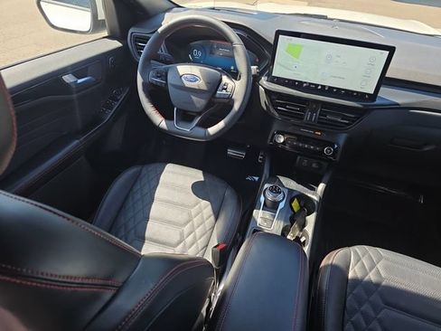 Certified 2023 Ford Escape ST-Line Elite w/ Premium Technology Package AWD/4WD image 33