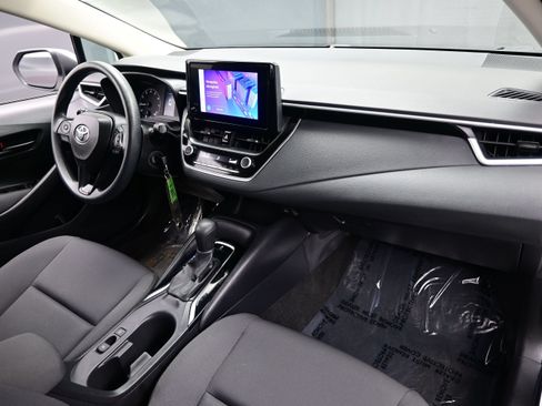 Used 2024 Toyota Corolla LE FWD image 14