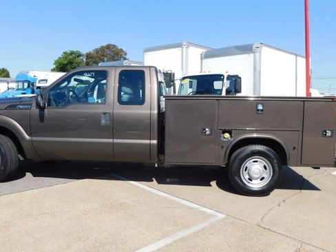 Used 2016 Ford F350 XL image 1