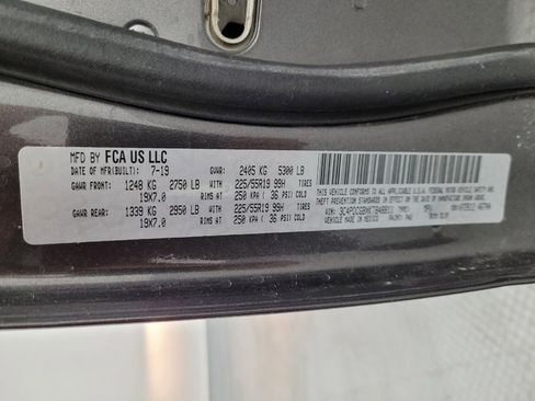 Used 2019 Dodge Journey Crossroad FWD image 33