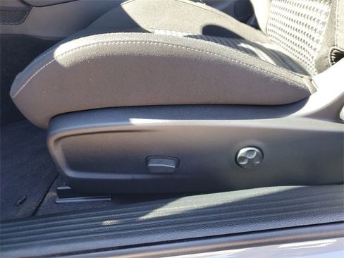 Used 2021 Dodge Challenger R/T w/ Blacktop Package image 10