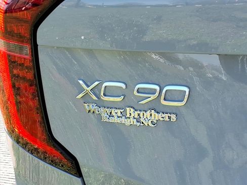 New 2026 Volvo XC90 B6 Plus w/ Protection Package Premier image 7