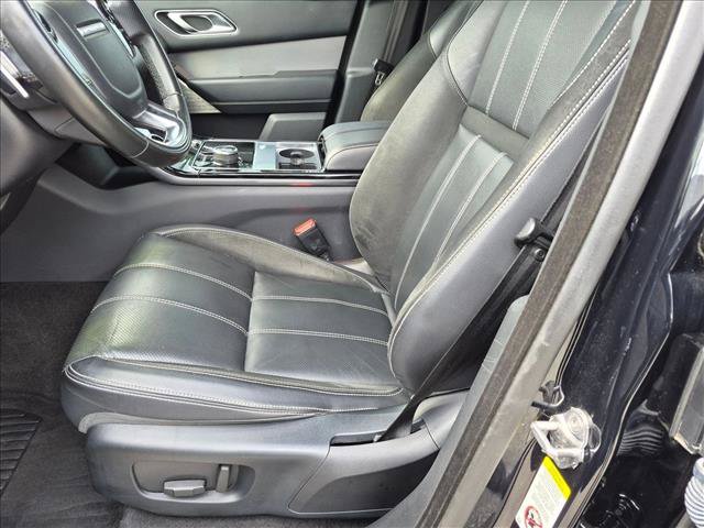 Used 2018 Land Rover Range Rover Velar R-Dynamic SE AWD/4WD image 16