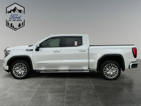 Used 2022 GMC Sierra 1500 Denali w/ Technology Package image 2