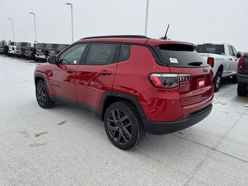 New 2026 Jeep Compass Latitude w/ Sun and Sound Group image 5