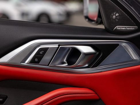 Used 2024 BMW M4 Coupe w/ M Driver's Package RWD image 40