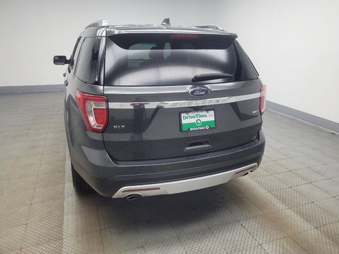 Used 2017 Ford Explorer XLT AWD/4WD image 6