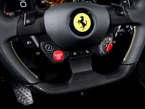 Certified 2022 Ferrari 812 GTS RWD image 32