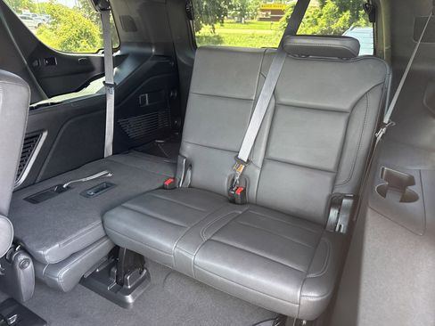 Used 2023 Chevrolet Tahoe Z71 AWD/4WD image 16