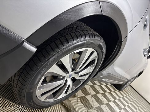 Used 2022 Subaru Ascent Limited w/ Technology Package image 39