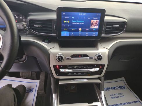 Used 2021 Ford Explorer XLT w/ Equipment Group 202A image 22