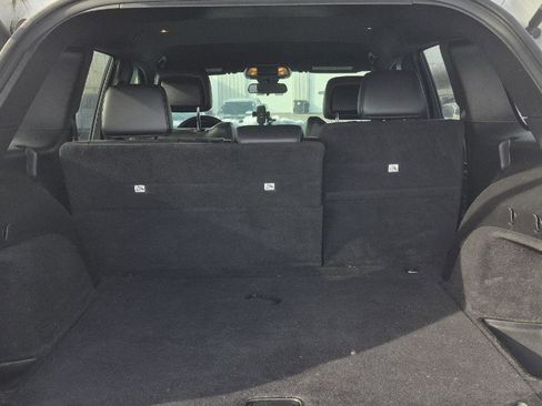 Used 2021 Jeep Grand Cherokee Laredo X image 5