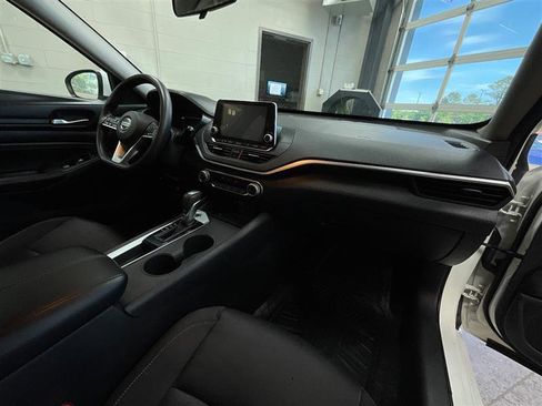 Used 2019 Nissan Altima 2.5 S FWD image 29