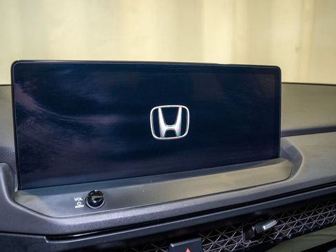 Used 2023 Honda Accord Sport image 12