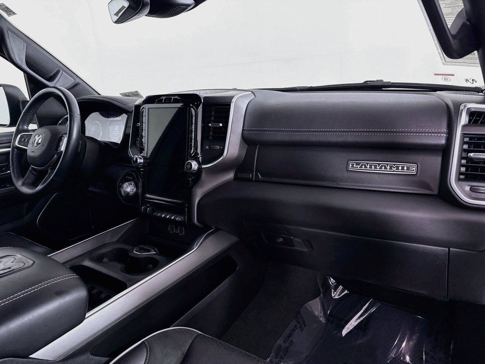 Used 2023 RAM 1500 Laramie AWD/4WD image 41
