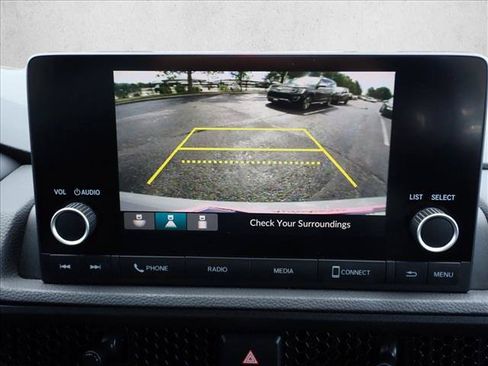 Used 2024 Honda CR-V LX image 17