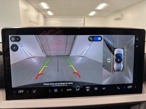 New 2026 Ford Explorer ST-Line w/ ST-Line Street Pack image 24