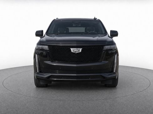 Used 2024 Cadillac Escalade ESV Sport w/ LPO, ONYX Package AWD/4WD image 5