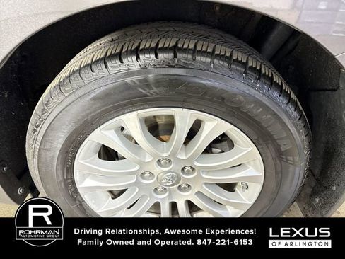 Used 2017 Toyota Sienna XLE image 5