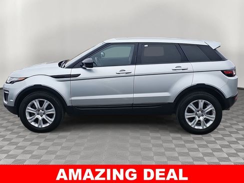 Used 2019 Land Rover Range Rover Evoque SE Premium image 6