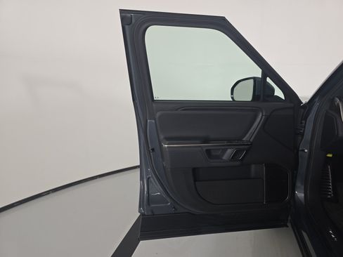 Used 2024 Rivian R1S Adventure AWD/4WD image 16