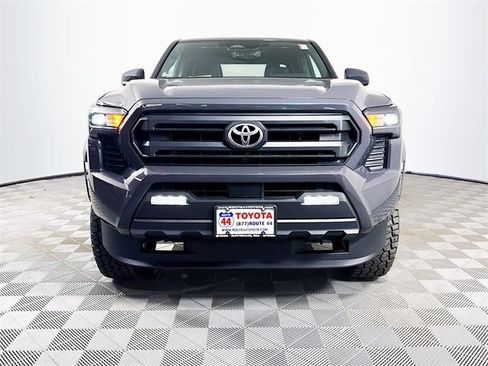 Certified 2024 Toyota Tacoma SR5 image 11
