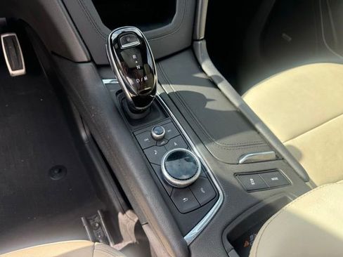 Used 2020 Cadillac XT6 Sport AWD/4WD image 24