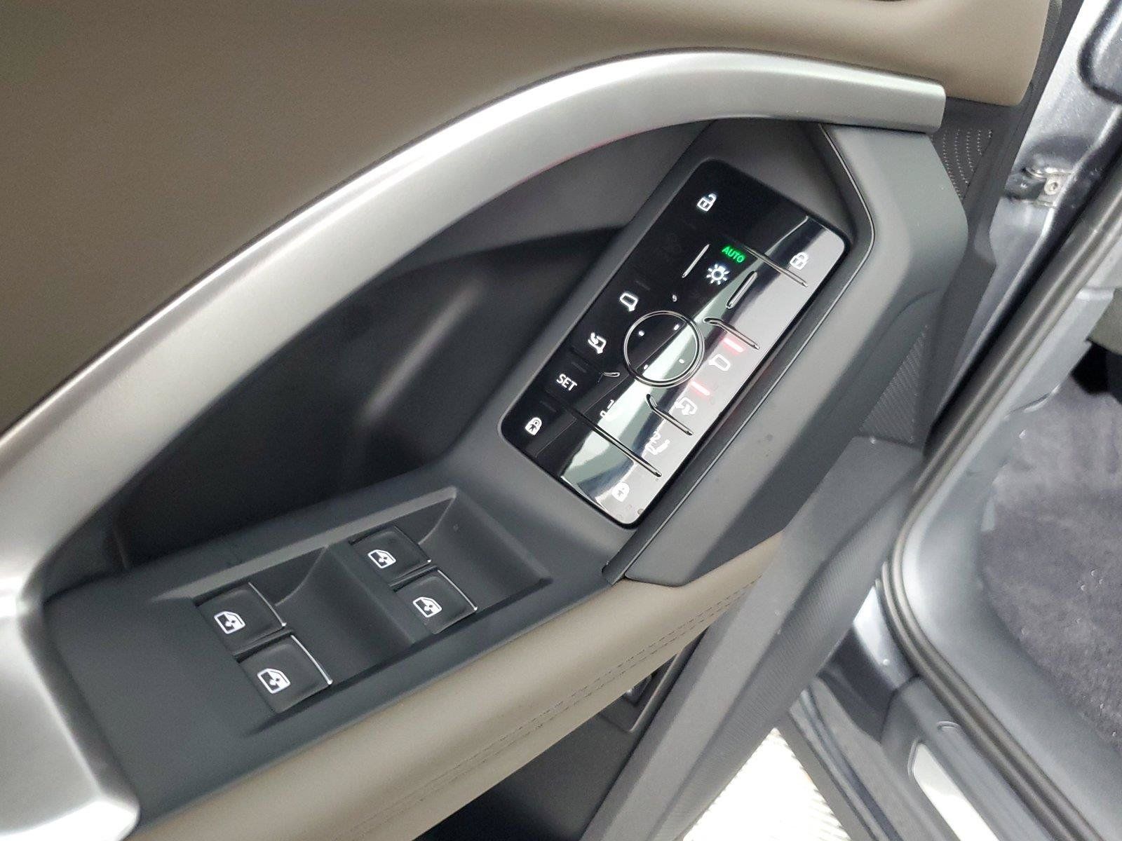 New 2026 Audi Q5 2.0T AWD/4WD image 17