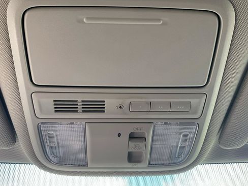 Used 2015 Honda Odyssey EX image 23