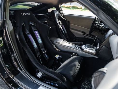 Used 2006 Nissan 350Z Touring w/ (N93) Cargo Convenience Pkg image 82