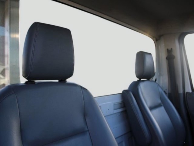 Used 2018 Ford Transit 250 138 RWD image 25