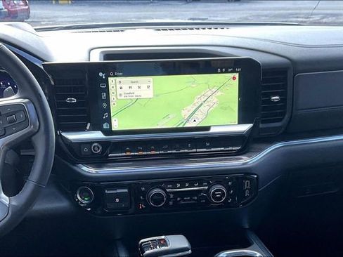 Used 2024 Chevrolet Silverado 1500 LTZ w/ Technology Package image 6