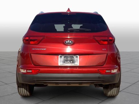 Used 2019 Kia Sportage EX image 4