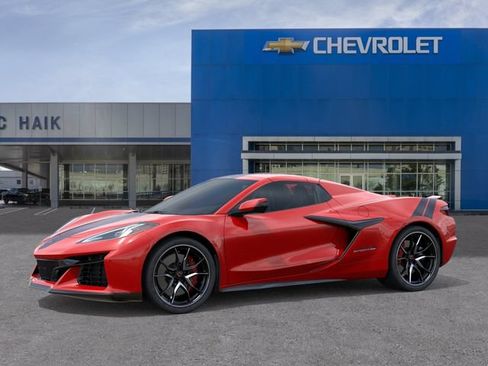 New 2027 Chevrolet Corvette Grand Sport w/ Z52 Sport Performance Package RWD image 2