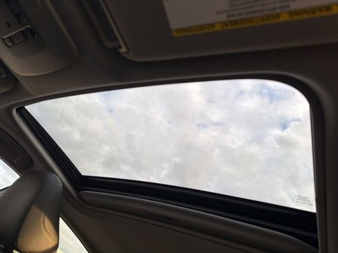 Used 2018 Toyota Camry L image 30