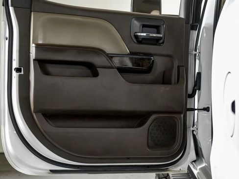 Used 2015 GMC Sierra 3500 Denali w/ Duramax Plus Package image 35